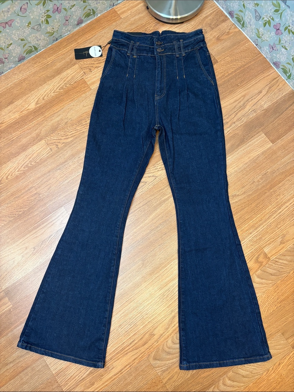 NWT Sweet Look Black Label high-waist paper bag style dark blue jeans. Size 11